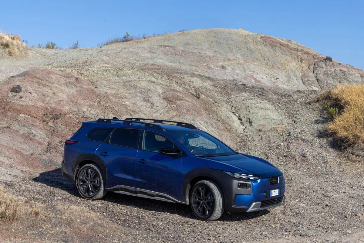 Subaru E-Outback, la prova: 381 CV elettrici e trazione integrale. Ma è ancora una vera Subaru? (11)