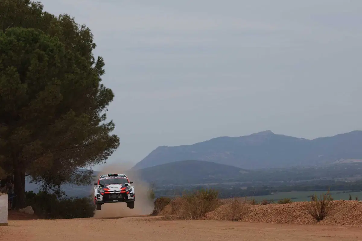 WRC26 #13 Rally Italia Sardegna. Attenzione, Google Maps è diventato viola [VIDEO] (15)