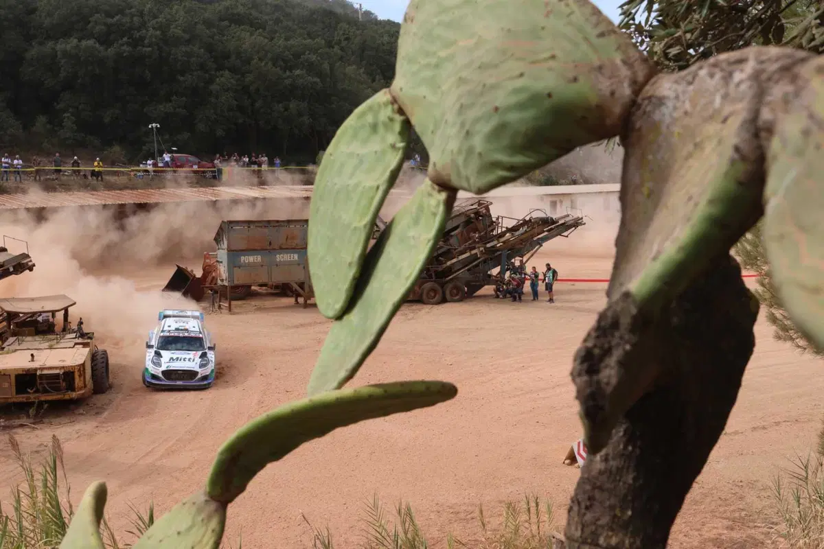 WRC26 #13 Rally Italia Sardegna. Attenzione, Google Maps è diventato viola [VIDEO] (47)