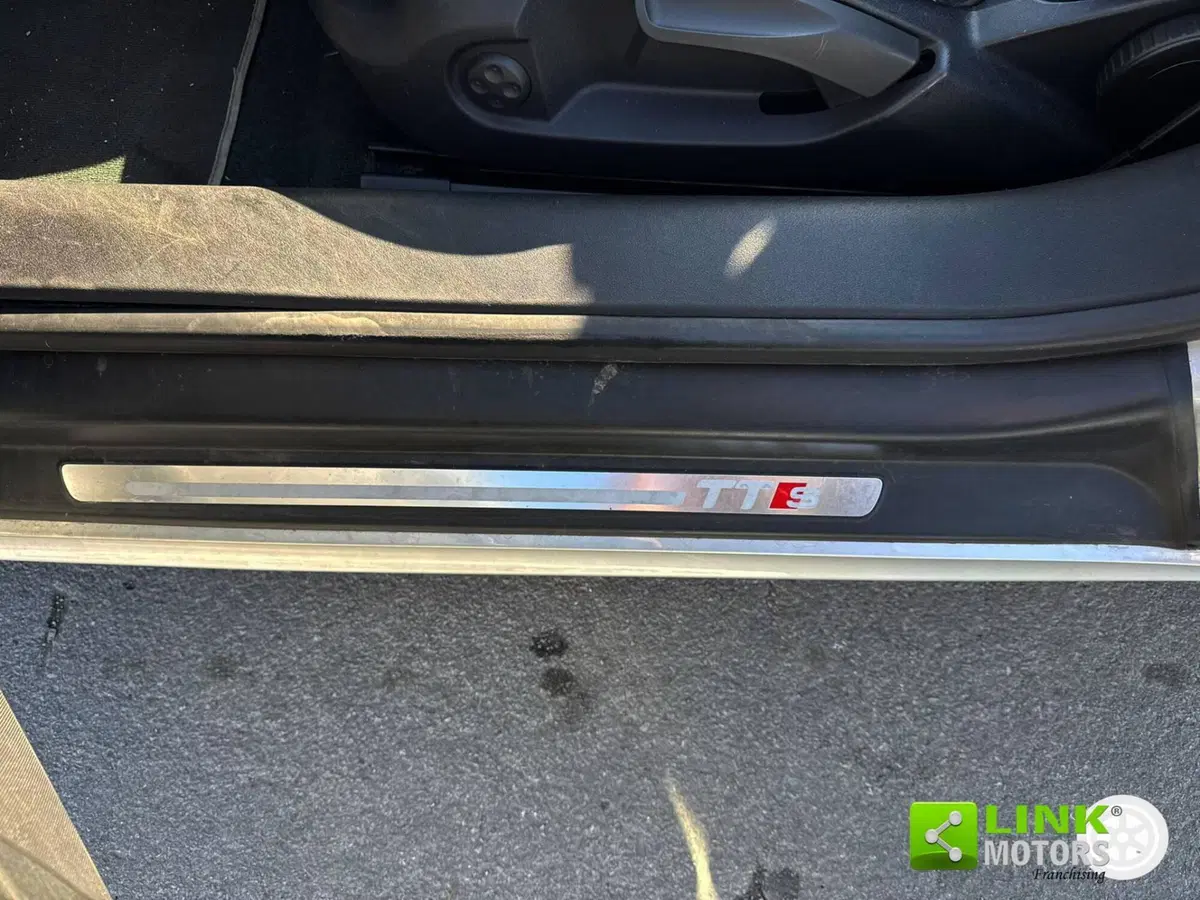 Audi TTS Cabrio usata a Palermo (11)