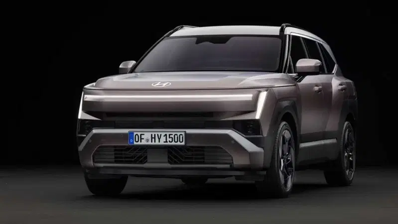Nuova Hyundai Tucson, la regina dei SUV europei cambia pelle: più spazio, ibrido evoluto e intelligenza artificiale a bordo