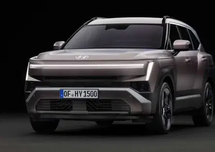 Nuova Hyundai Tucson, la regina dei SUV europei cambia pelle: più spazio, ibrido evoluto e intelligenza artificiale a bordo
