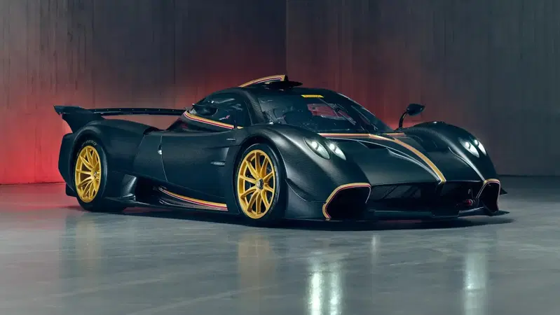 Perché i miliardari cinesi amano Pagani: così l'hypercar italiana ha conquistato il Dragone