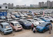 I dubbi sulla batteria e il valore a picco: in Cina c'è un problema con la vendita delle auto elettriche usate