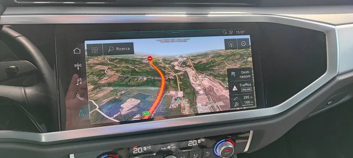 Audi Q3 Sportback usata a Roma (3)