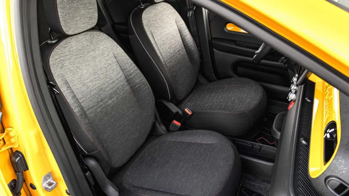 Renault Twingo (2025-->>) (11)