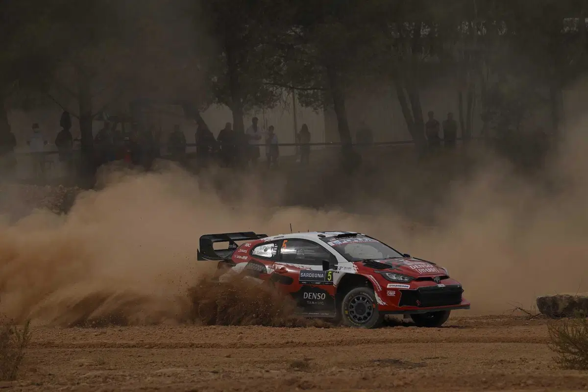 WRC26 #13 Rally Italia Sardegna. Neuville, Fourmaux, Solberg, ma la “mano di carte” in cui c’è l’Asso del Titolo è lì [VIDEO] (6)