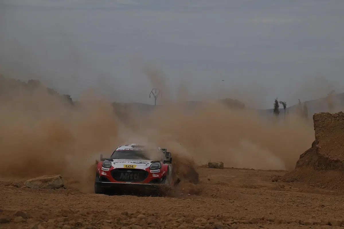 WRC26 #13 Rally Italia Sardegna. Neuville, Fourmaux, Solberg, ma la “mano di carte” in cui c’è l’Asso del Titolo è lì [VIDEO] (13)