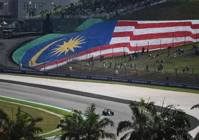 F1, Qualifiche GP Bahrain a Sepang: caccia alla pole in Malesia, sfida infuocata per la prima fila! 