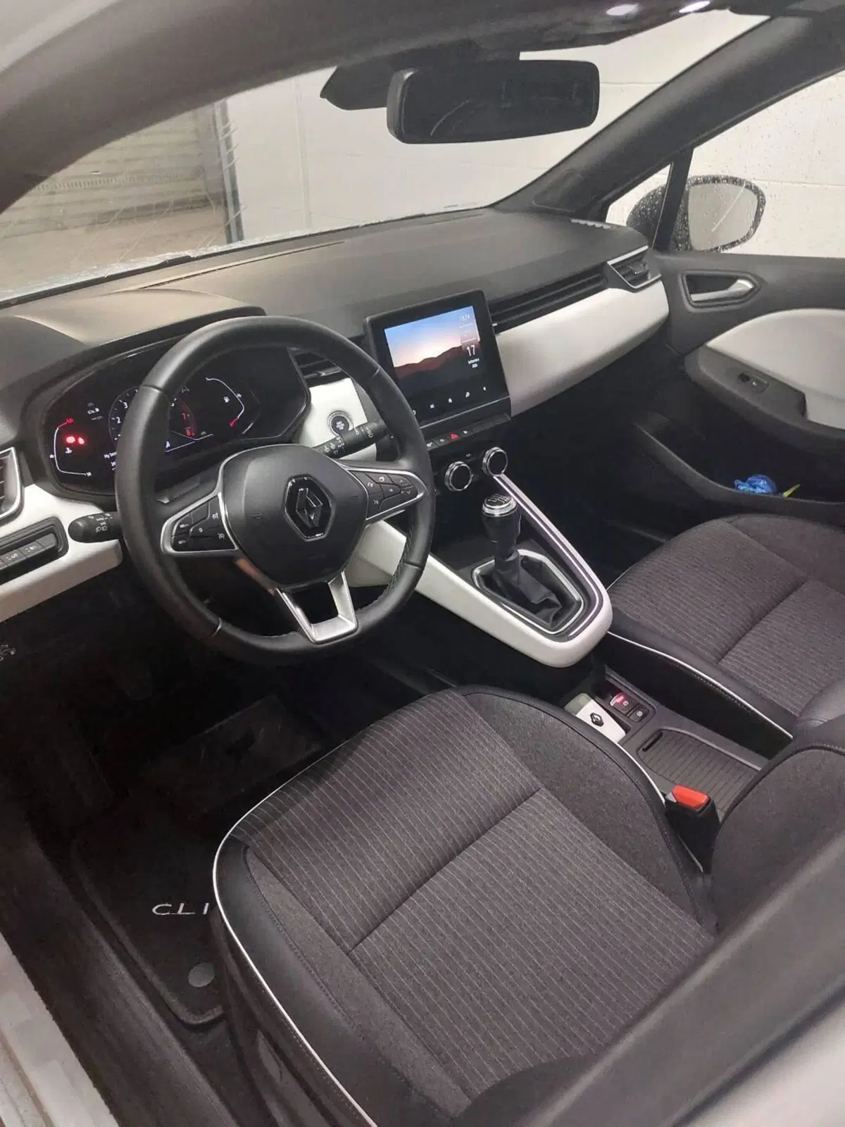 Renault Clio usata a Genova (2)