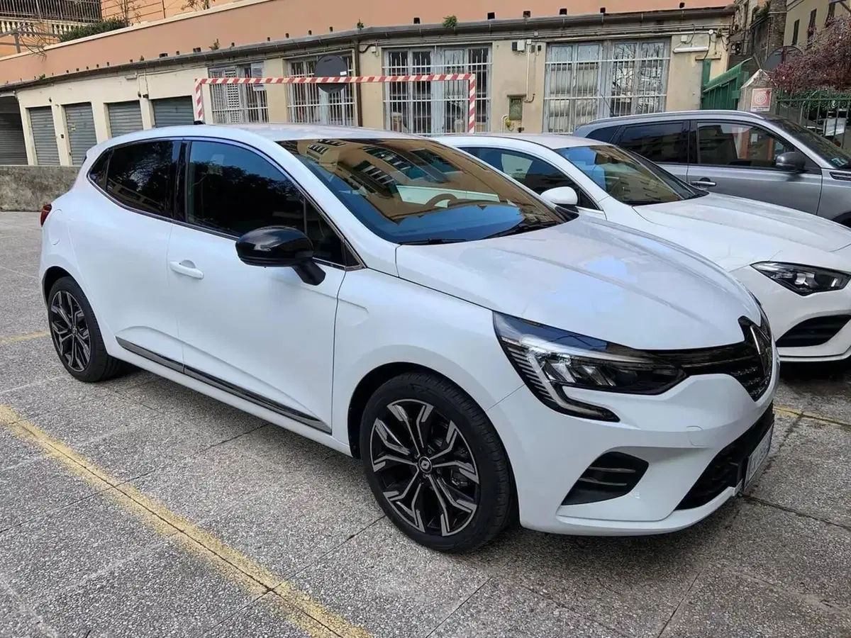 Renault Clio usata a Genova (6)