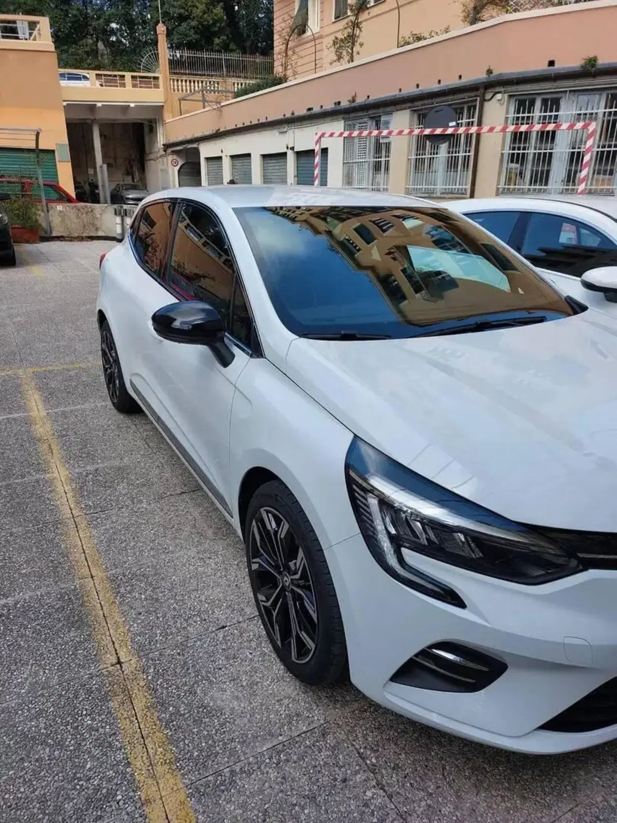 Renault Clio usata a Genova (7)