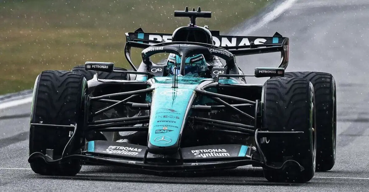“È stata una farsa, questa non è F1”: Russell furioso a Sepang. Poi ammette la resa su Antonelli: 'Lottare per il titolo? Impossibile'