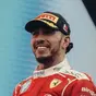 “Di sicuro non vado al casinò con loro”: la follia di Hamilton e la chiamata radio che ha cambiato la gara a Sepang 