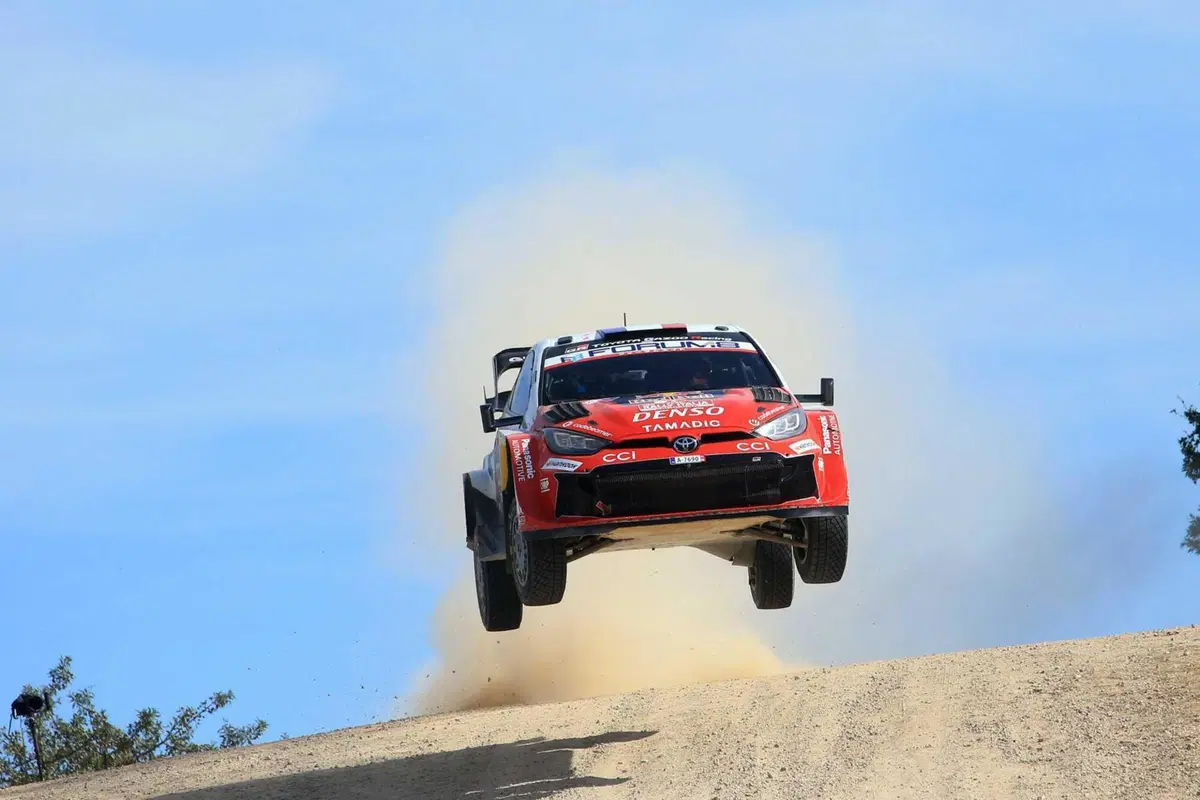 WRC26 #13 Rally Italia Sardegna. Elfyn Evans è Campione del Mondo nel dramma. Solberg ha vinto il Rally in Paradiso ma ha buttato un Mondiale epico [VIDEO] (4)
