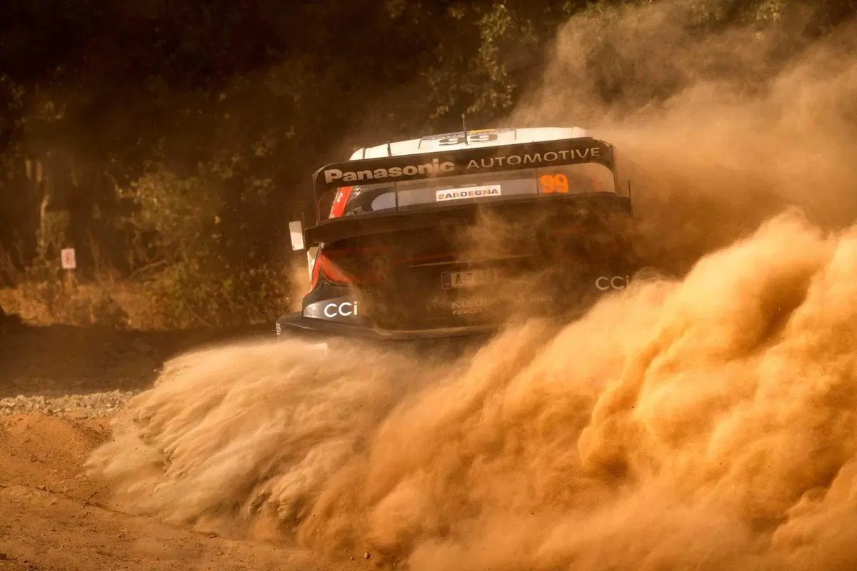 WRC26 #13 Rally Italia Sardegna. Elfyn Evans è Campione del Mondo nel dramma. Solberg ha vinto il Rally in Paradiso ma ha buttato un Mondiale epico [VIDEO] (17)