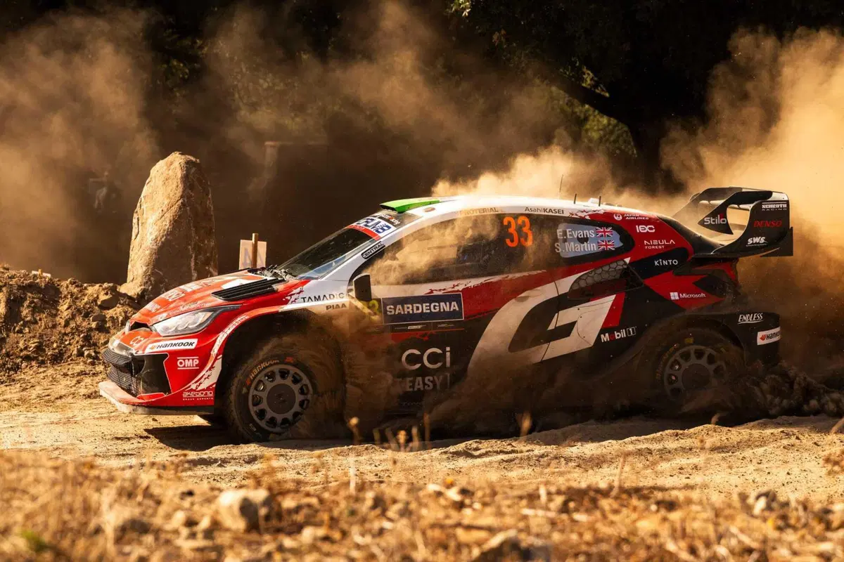 Elfyn Evans è Campione del Mondo nel dramma (7)