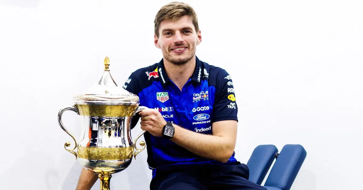 'Spero di non incontrarlo in gara': Verstappen approfitta della pausa F1, sfida Valentino Rossi al GTWC a Portimao e spiazza tutti
