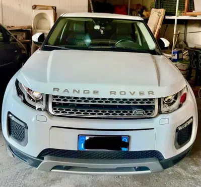 Land Rover Range Rover Evoque 2.2 TD4 5p. Pure Tech Pack Launch Edition del 2016 usata a Nocera Inferiore