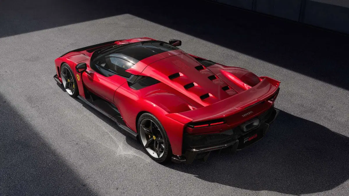 Ferrari F80 (3)