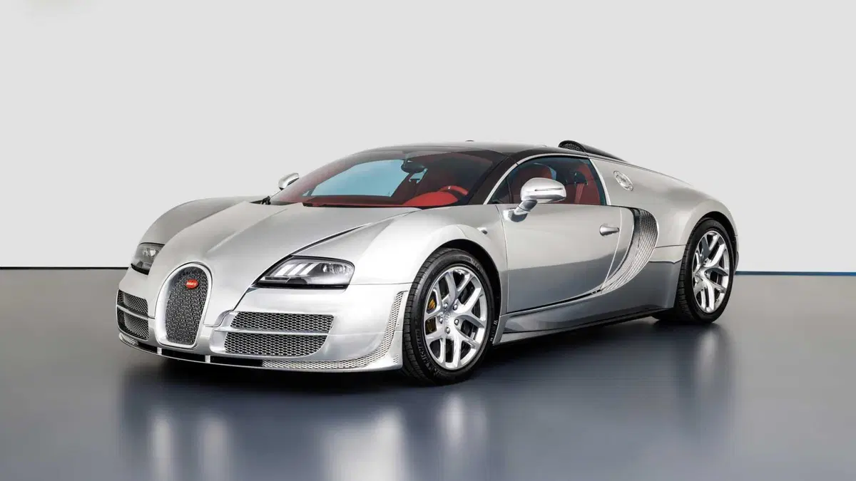 Fernando Alonso e la Bugatti Veyron in alluminio a vista: solo la carrozzeria è costata più dell'auto (2)