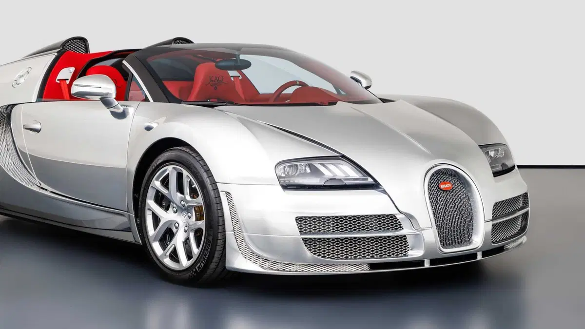 Fernando Alonso e la Bugatti Veyron in alluminio a vista: solo la carrozzeria è costata più dell'auto (4)