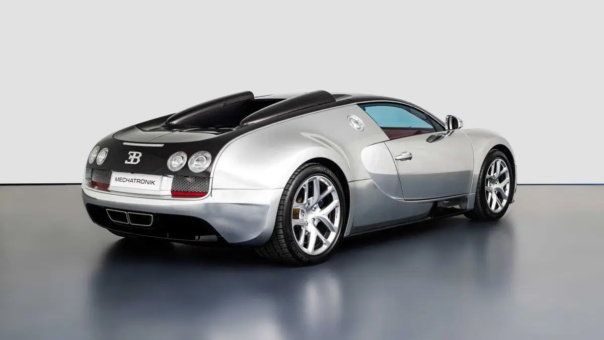 Fernando Alonso e la Bugatti Veyron in alluminio a vista: solo la carrozzeria è costata più dell'auto (6)