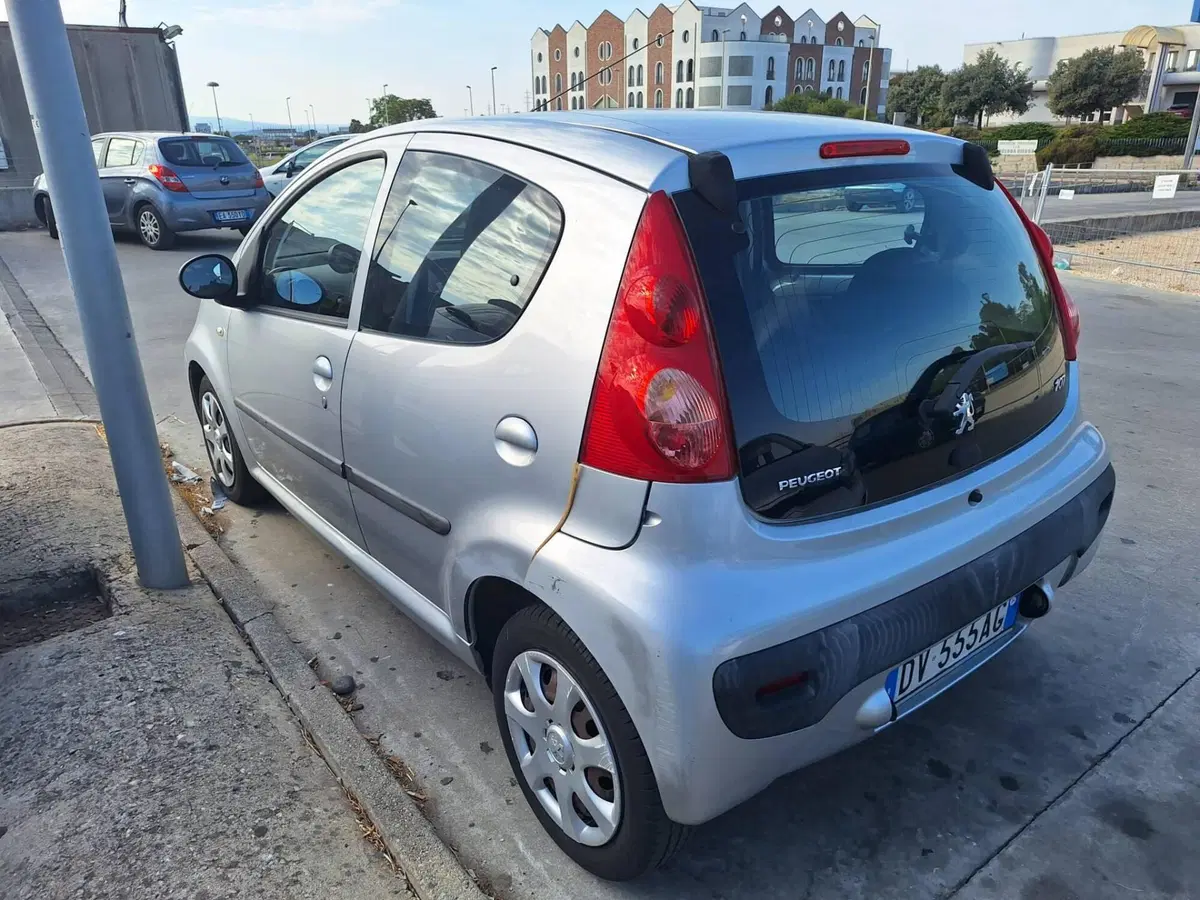 Peugeot 107 usata a Sassari (5)
