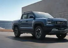 BYD a Parigi: nuovo modello e pick-up SHARK