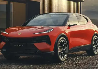 Lotus al Salone di Parigi con la nuova Eletre X, prima ibrida del marchio
