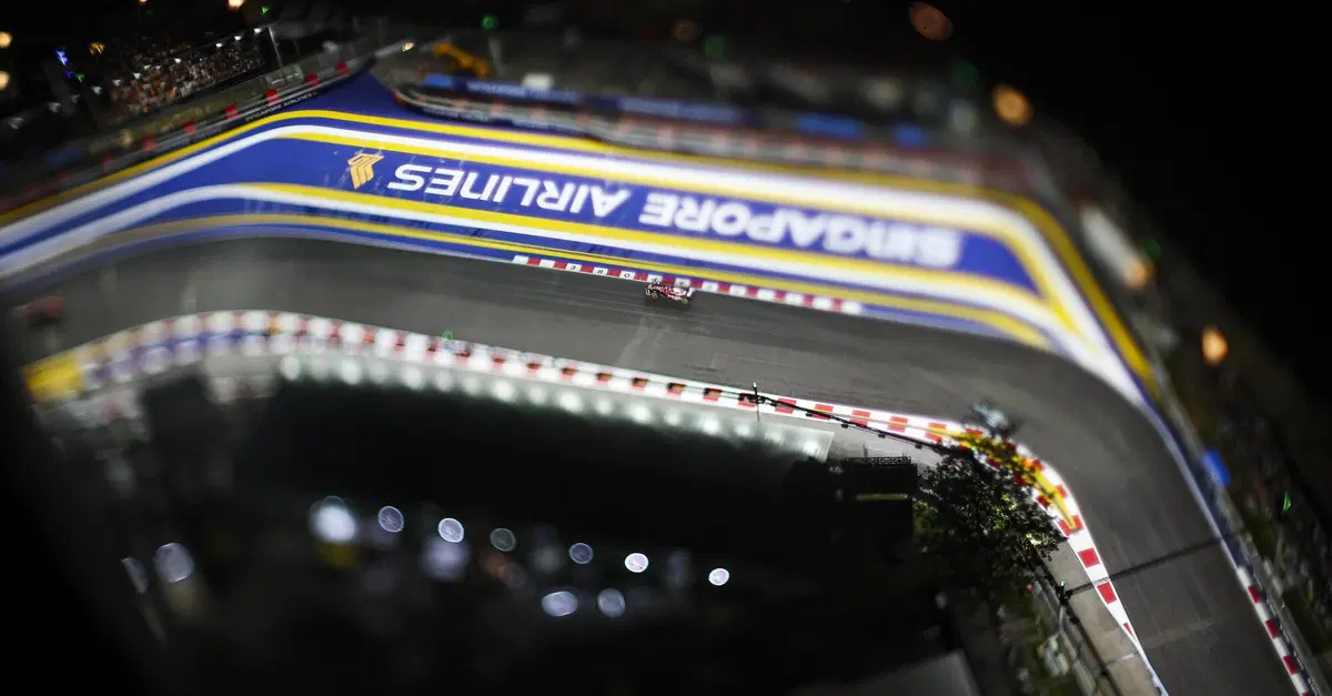 Una Singapore di fuoco: Pirelli cala il jolly per scompigliare le carte della F1 a Marina Bay