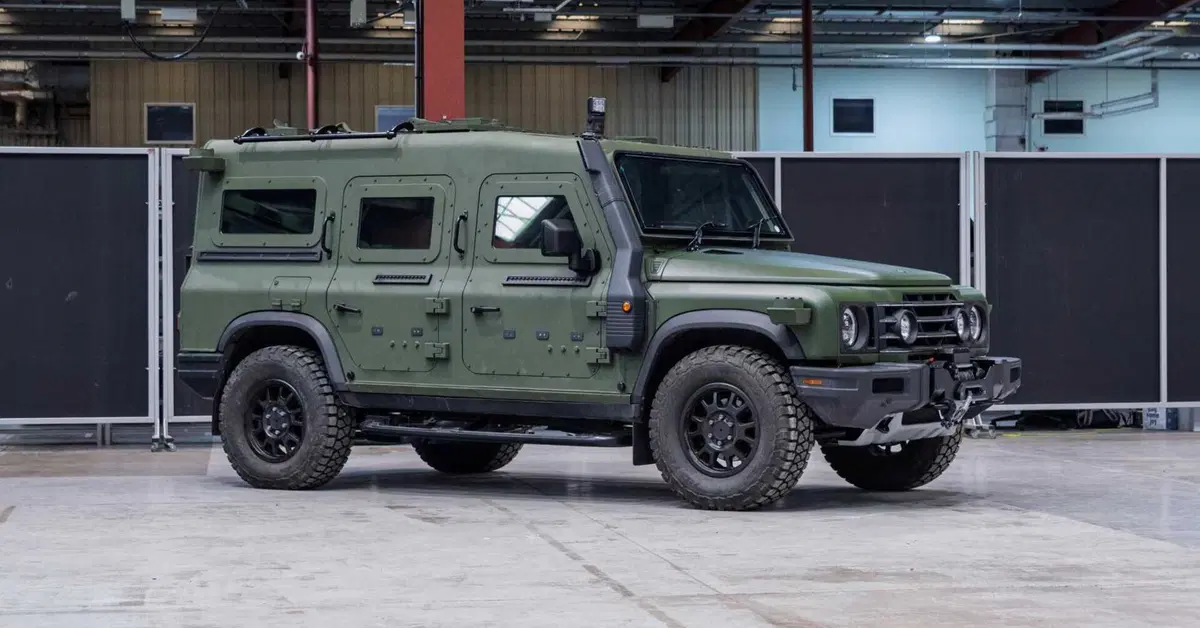 L'Esercito Italiano arruola l'INEOS Grenadier: siamo il primo Paese NATO a sceglierlo per le forze armate
