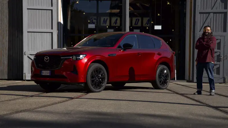Quanti km riesci a fare oggi con 1.000 di diesel? Mazda CX-60 Long test (VIDEO)