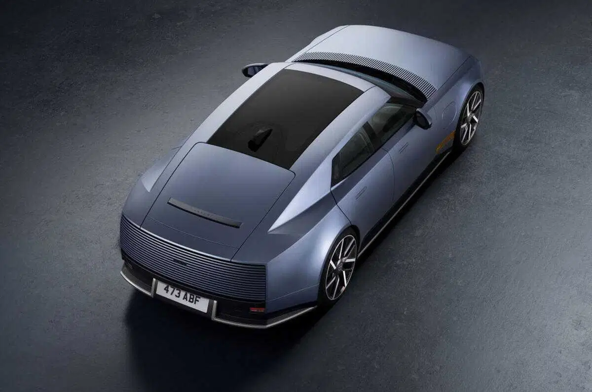 Jaguar Type 01, la nuova GT elettrica da 1.030 CV che cambia il futuro del Giaguaro (10)