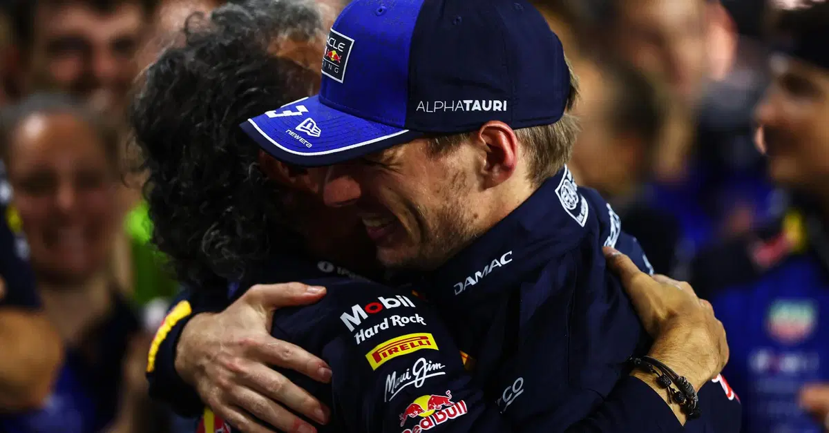 'Il merito va a chi ha lavorato duro in questi 5 anni': Mekies loda la prima vittoria da motorista della Red Bull-Ford