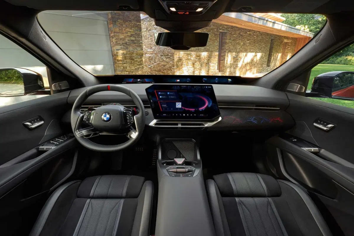 BMW iX4 60 xDrive (21)