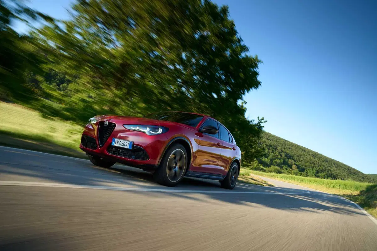 Alfa Romeo Stelvio (5)