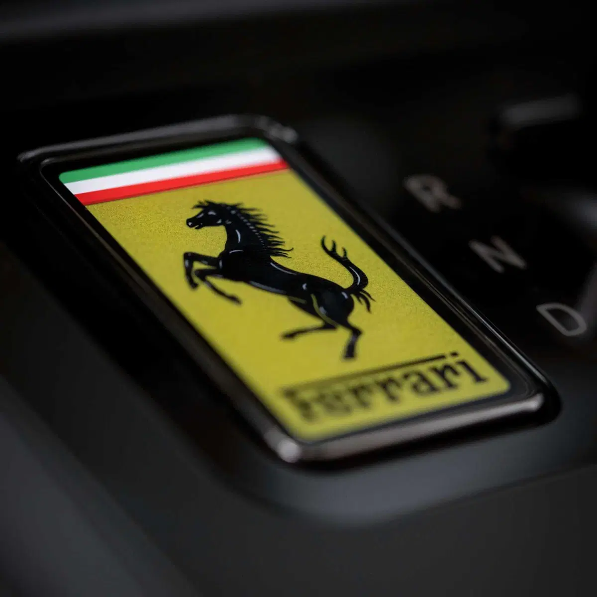 Ferrari Luce, la prima elettrica di Maranello nasce da un consiglio di Jeff Bezos: il retroscena rac (10)