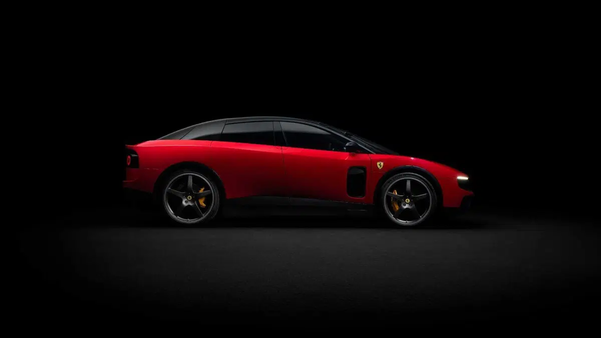 Ferrari Luce, la prima elettrica di Maranello nasce da un consiglio di Jeff Bezos: il retroscena rac (14)
