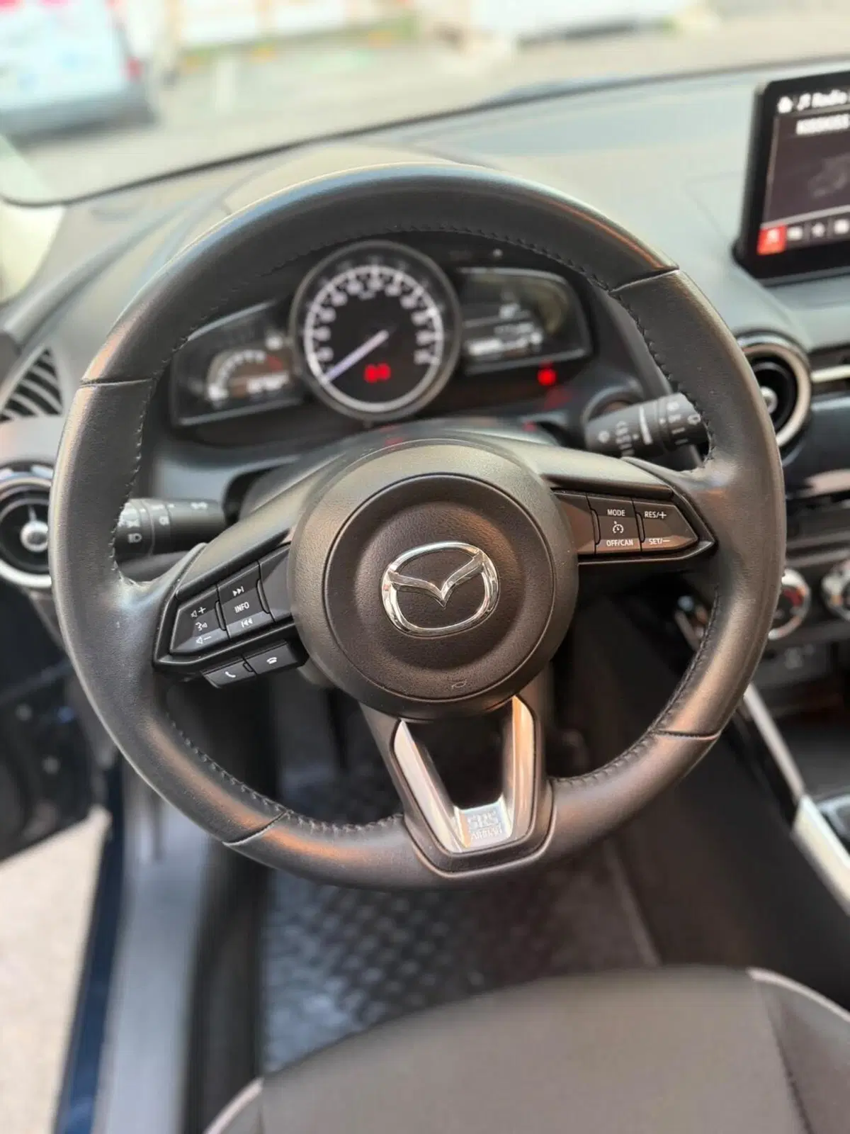 Mazda Mazda2 Hybrid usata a Roma (7)