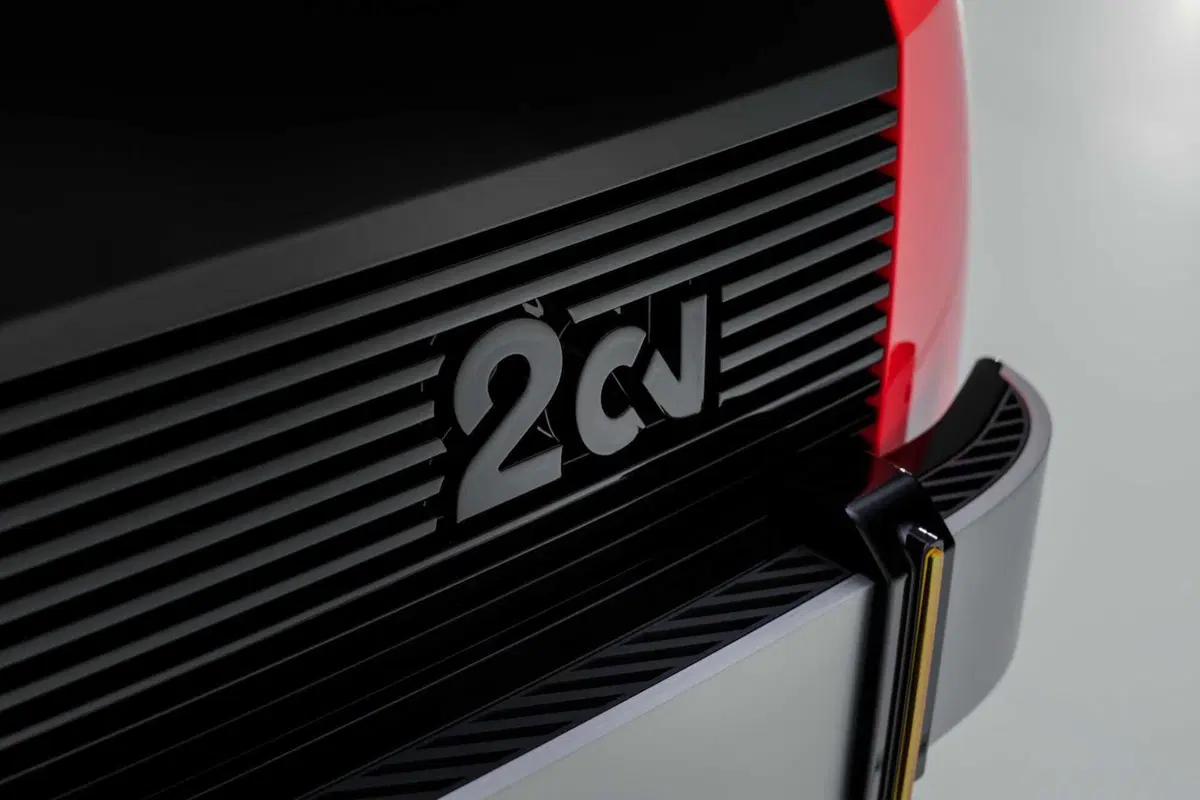Citroën 2CV Concept: la nuova due cavalli è elettrica e punta ai 15.000 euro (30)