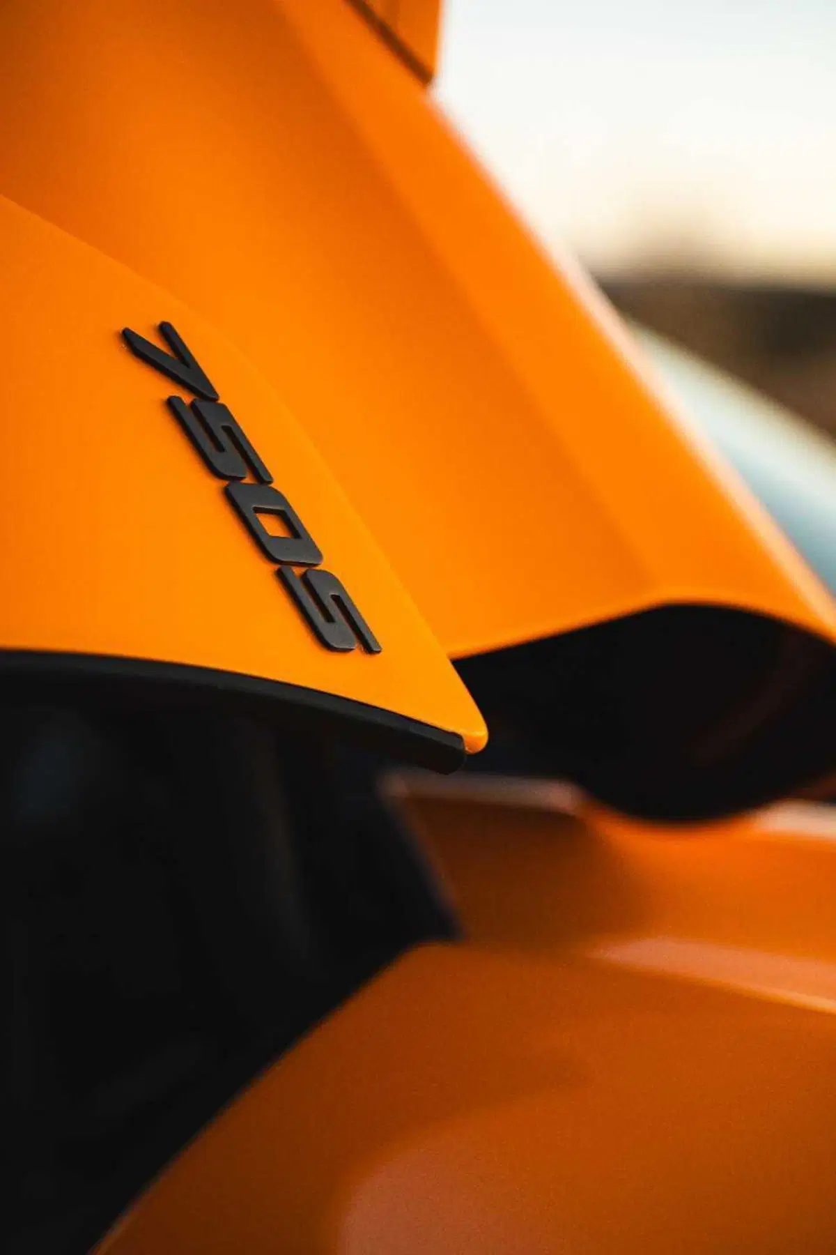 McLaren 750S, il conto alla rovescia è partito: nel 2027 cala il sipario sulla supercar che ha chiuso l’era V8 nata con la 720S