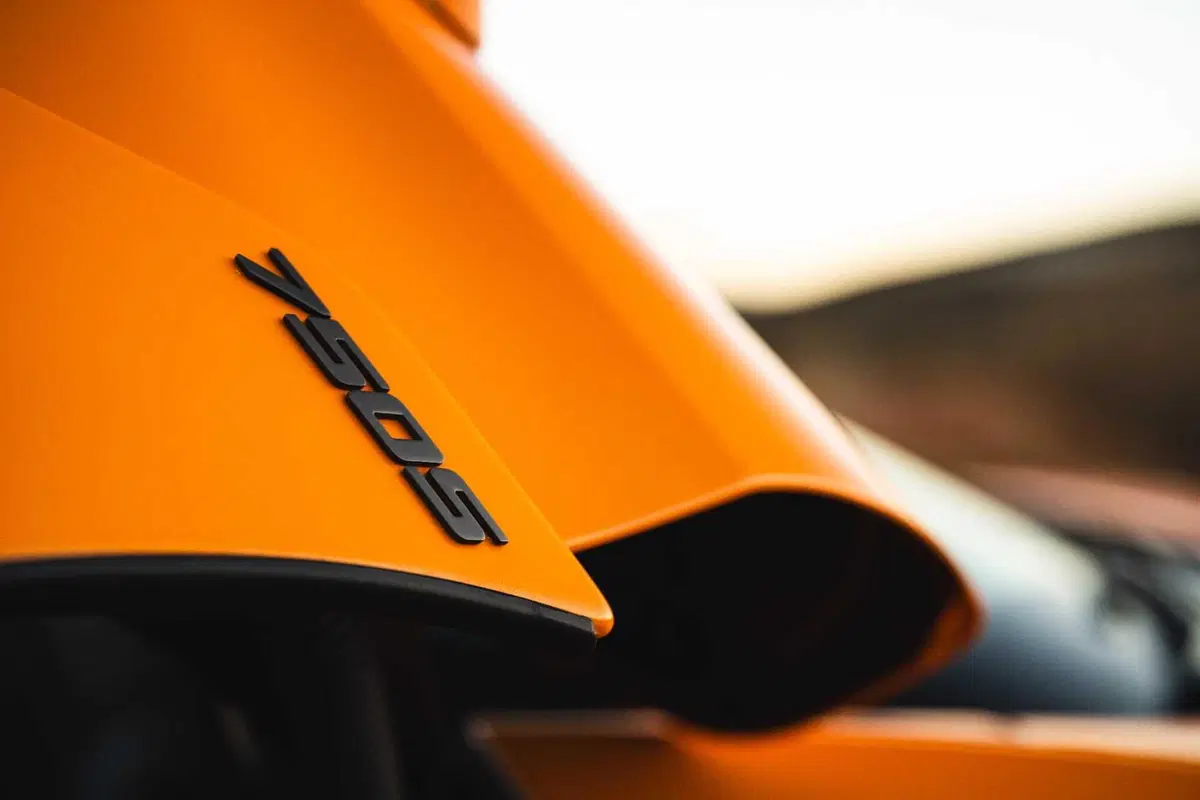 McLaren 750S, il conto alla rovescia è partito: nel 2027 cala il sipario sulla supercar che ha chiuso l’era V8 nata con la 720S (2)