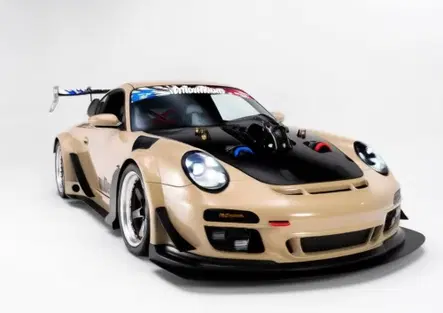 Porsche 911 con motore V8 anteriore e oltre 1.200 cavalli: l’eresia australiana che funziona davvero