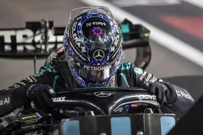 F1. Per Russell a Singapore piove sul bagnato: con errori come quello nella Sprint, Antonelli è ancora più irraggiungibile