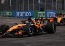 Il sorpasso era fattibile, ho chiesto scusa: disastro McLaren a Singapore. Norris sperona Piastri e riapre il caso Papaya Rules
