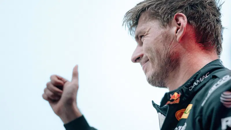 “Non ha senso fare le Sprint dove non si sorpassa”: la sfuriata di Verstappen spiazza tutti dopo la vittoria a Singapore
