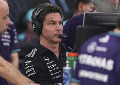 Gli metterò un cuscino sotto il sedere!: Toto Wolff e la frase su Kimi. Poi il retroscena sulla lotta Antonelli-Russell: Farò tesoro del consiglio di Prost su Senna