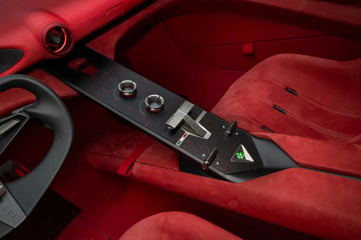 Alfa Romeo Cuorerosso, i dettagli (26)