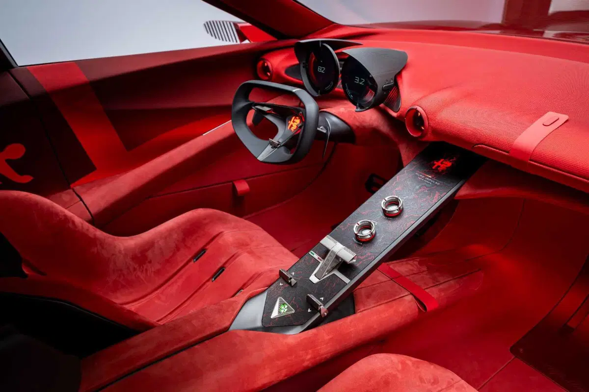 Alfa Romeo Cuorerosso: 4,70 metri di muscoli e futuro. Per ricordare al mondo cosa vuol dire Alfa (22)